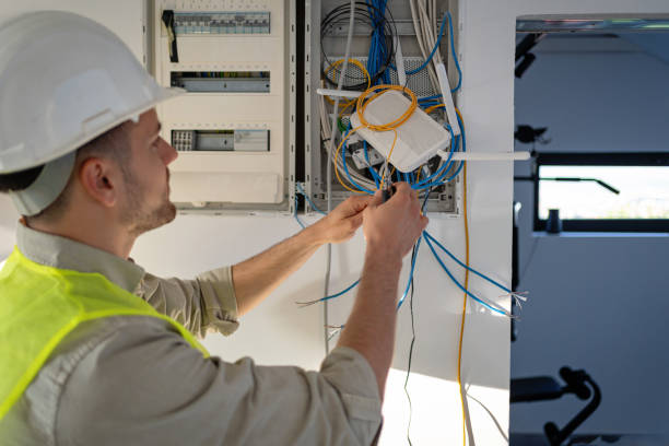  Eastwood, LA Electrician Pros